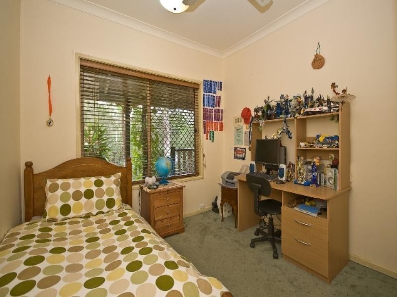 32 Rohlf Street, Dayboro QLD 4521