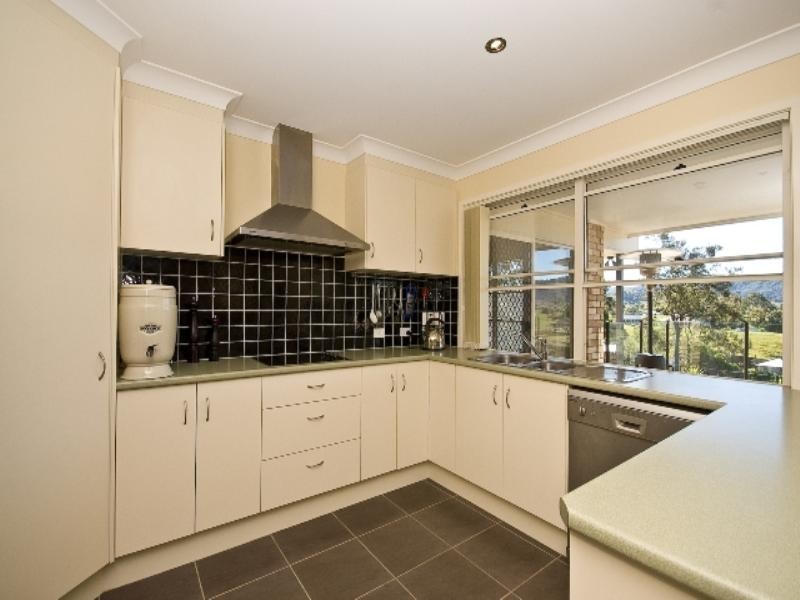 1 Diane Drive, Dayboro QLD 4521