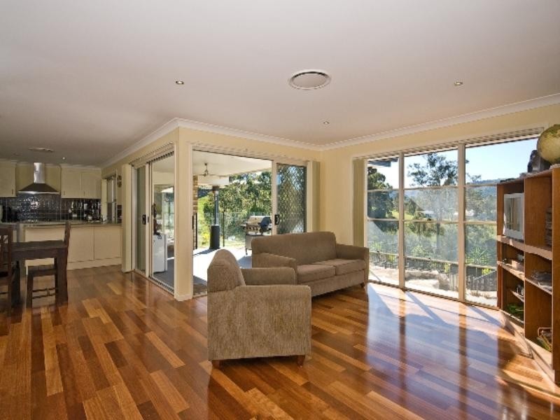 1 Diane Drive, Dayboro QLD 4521