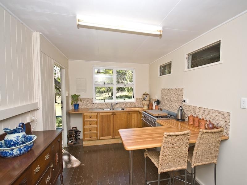 1048 Laceys Creek, Dayboro QLD 4521