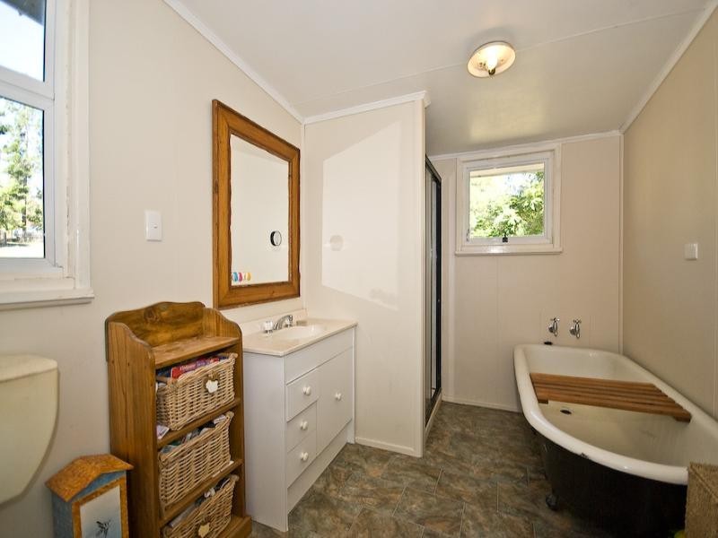 1048 Laceys Creek, Dayboro QLD 4521