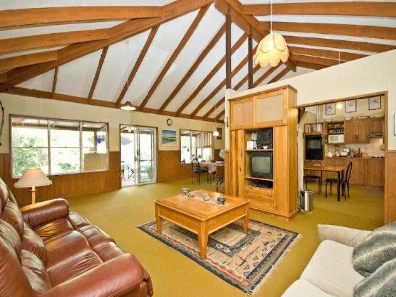 16 Rohlf Street, Dayboro QLD 4521