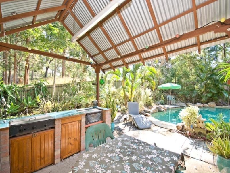 16 Rohlf Street, Dayboro QLD 4521