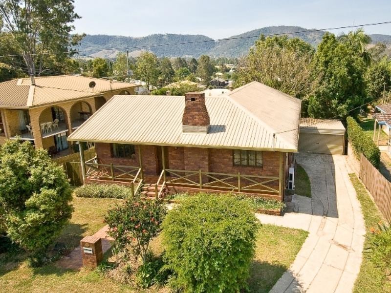 33 Roderick Street, Dayboro QLD 4521