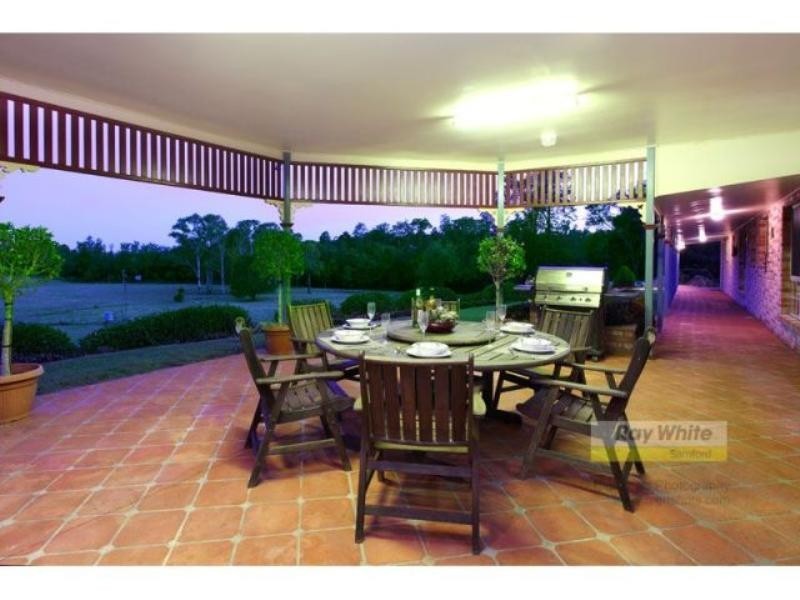 44 Bennett Road, Samford QLD 4520