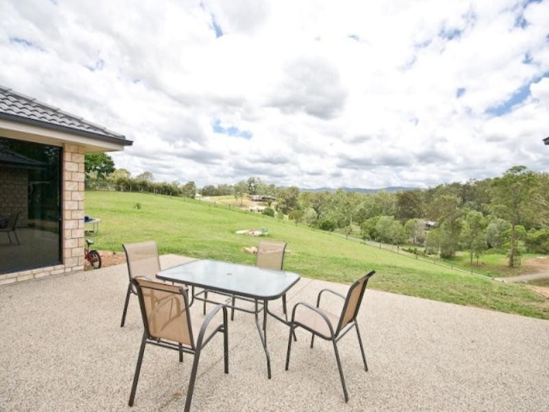 1 Homestead Court, Dayboro QLD 4521