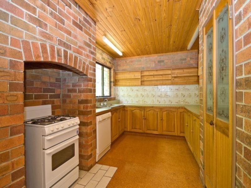 18 Roderick Street, Dayboro QLD 4521