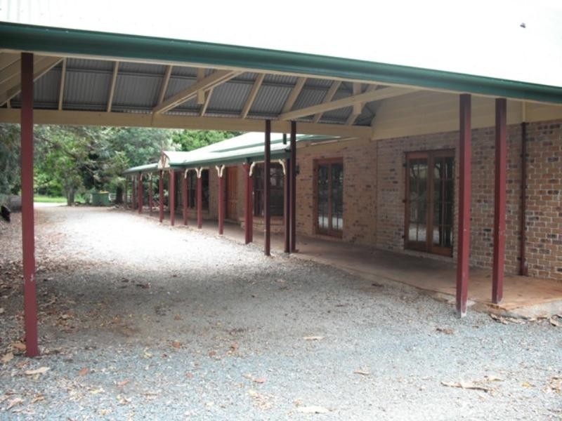 2 Holscott Court, Samford QLD 4520