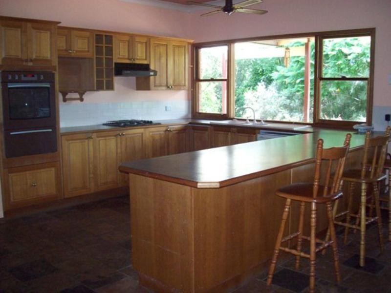 2 Holscott Court, Samford QLD 4520