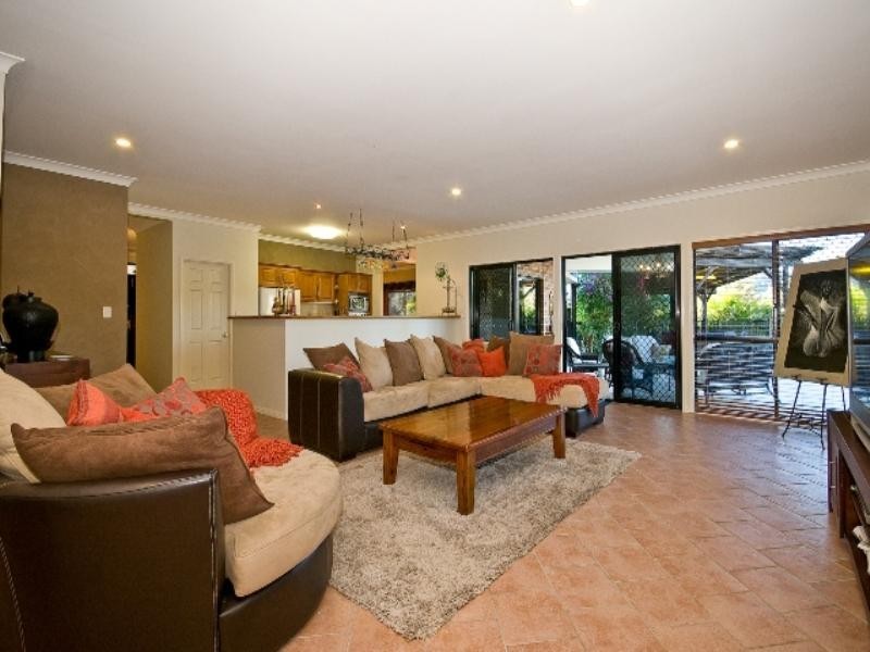 25 Gymkhana Place, Dayboro QLD 4521