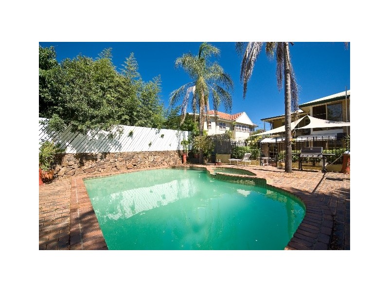 17 Aveling Street, Wavell Heights QLD 4012