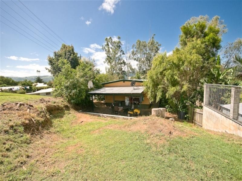 33 Bradley Street, Dayboro QLD 4521