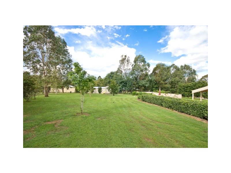 6 Aspel Place, Dayboro QLD 4521