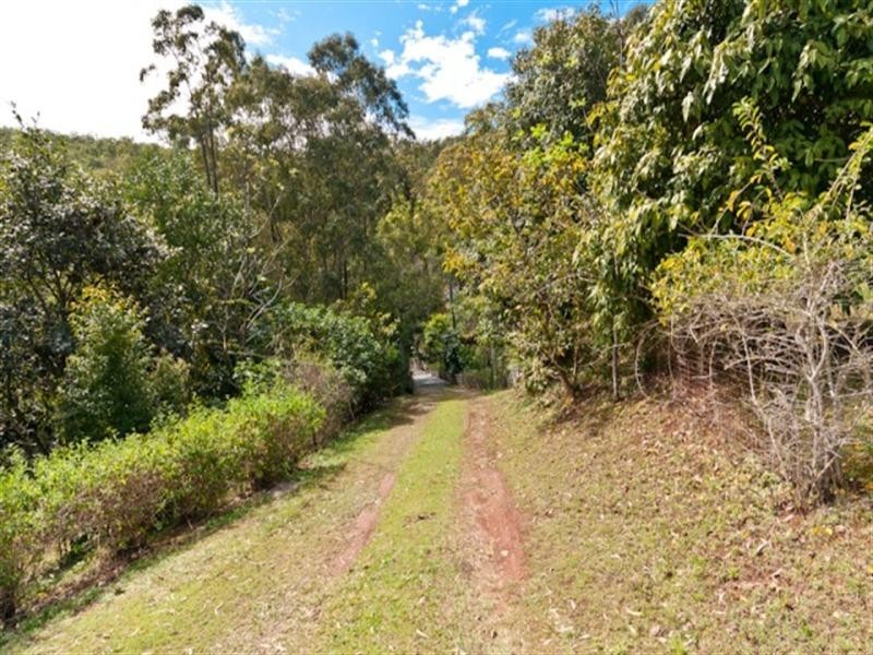 77 Macadamia Drive, Dayboro QLD 4521