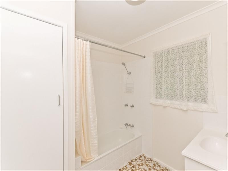 20 Roderick Street, Dayboro QLD 4521