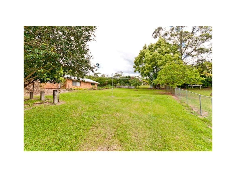 20 Roderick Street, Dayboro QLD 4521