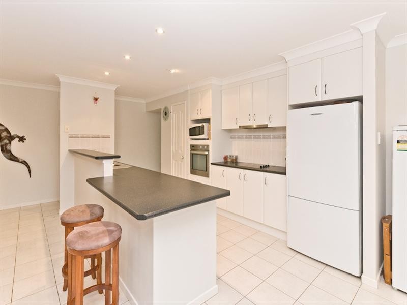 3 Butterfly Crescent, Samford QLD 4520