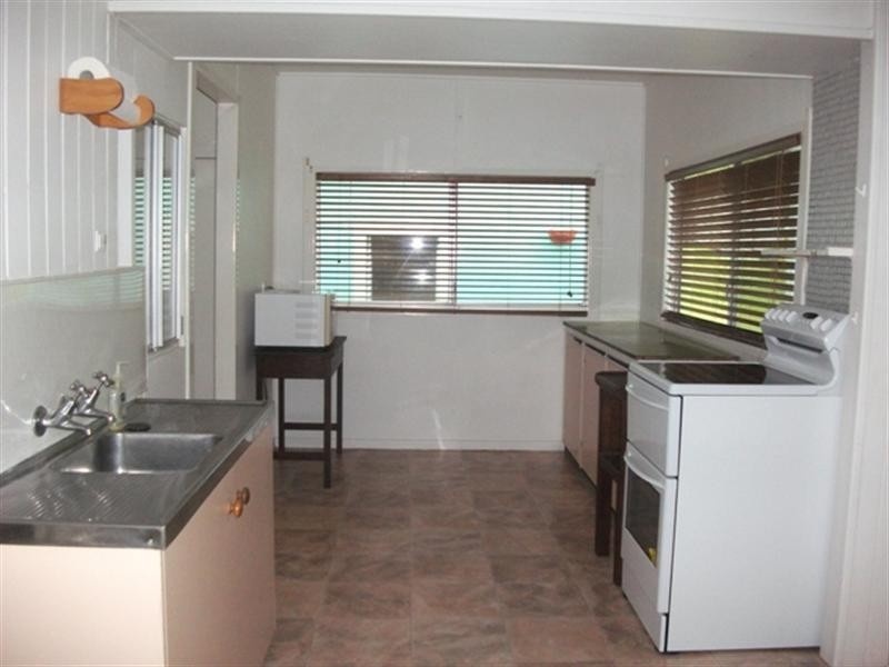 30 McKenzie Street, Dayboro QLD 4521