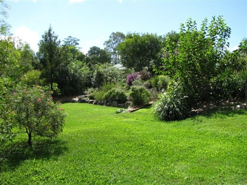 261 Robinson Road, Mount Mee QLD 4521