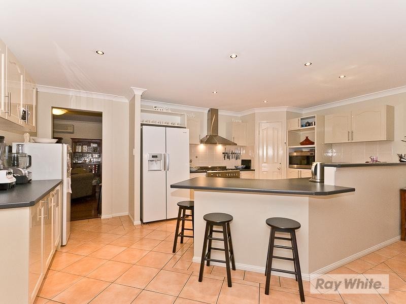 6 Greenside Place, Joyner QLD 4500