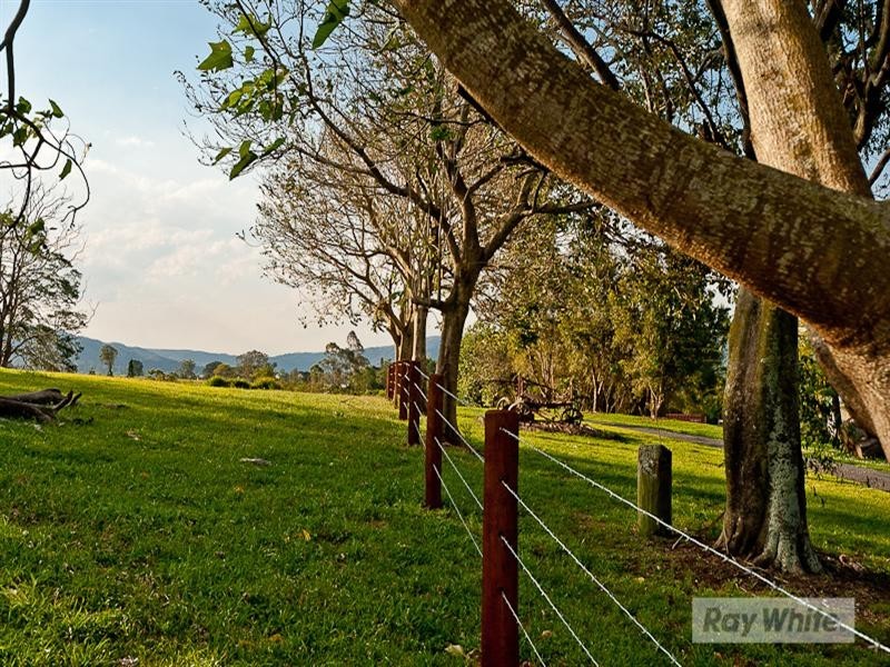 50 Rowe Road, Dayboro QLD 4521