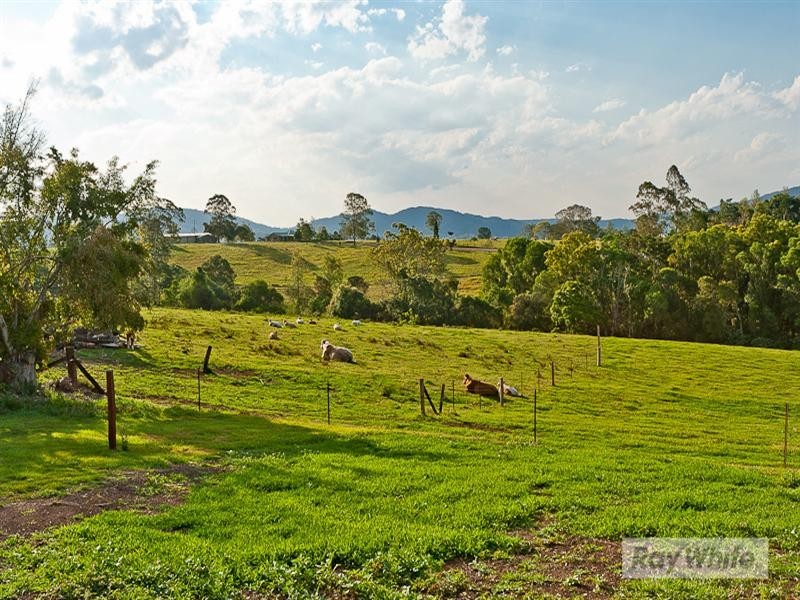 50 Rowe Road, Dayboro QLD 4521