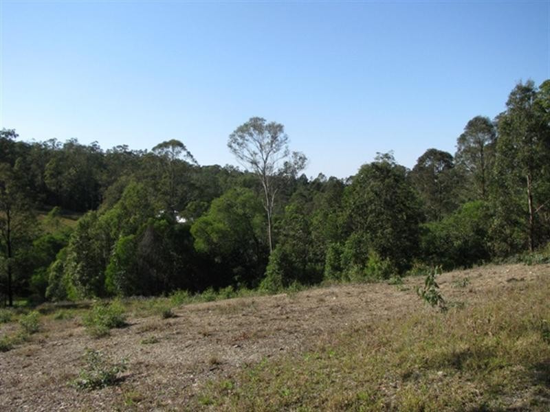 23-27 McCausland Court, Clear Mountain QLD 4500