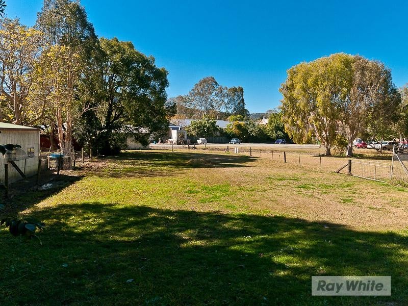 11 Mckenzie Street, Dayboro QLD 4521