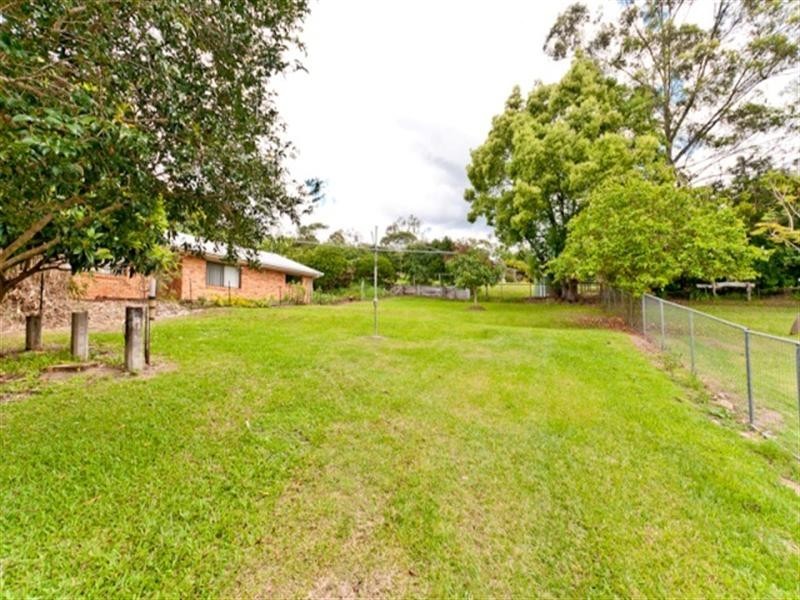20 Roderick, Dayboro QLD 4521
