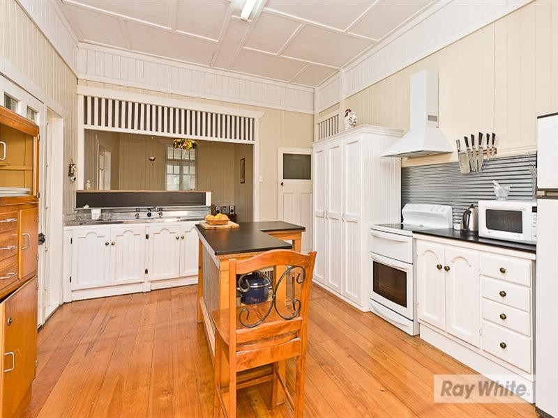 62 Whiteside Road, Dayboro QLD 4521