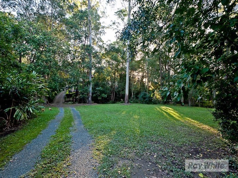32 Rohlf Street, Dayboro QLD 4521