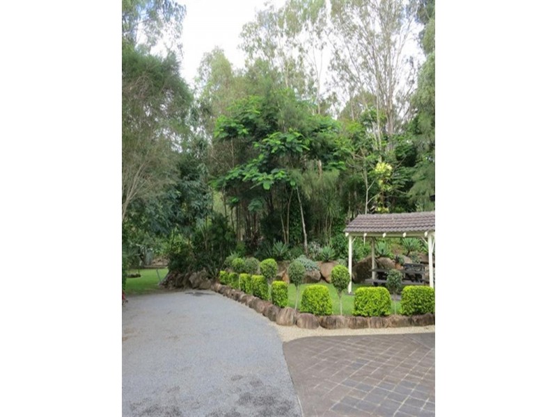 51 Saddleback Drive, Dayboro QLD 4521