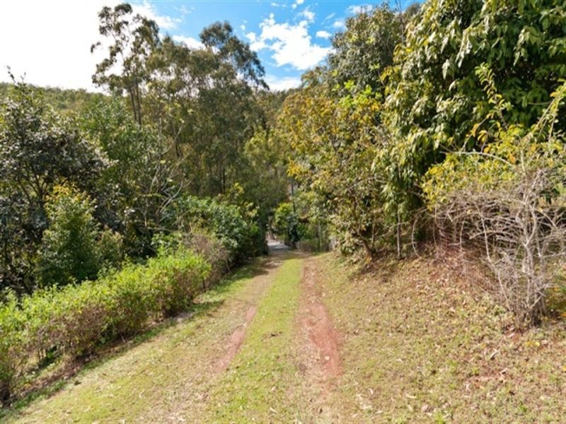 77 Macadamia Drive, Dayboro QLD 4521