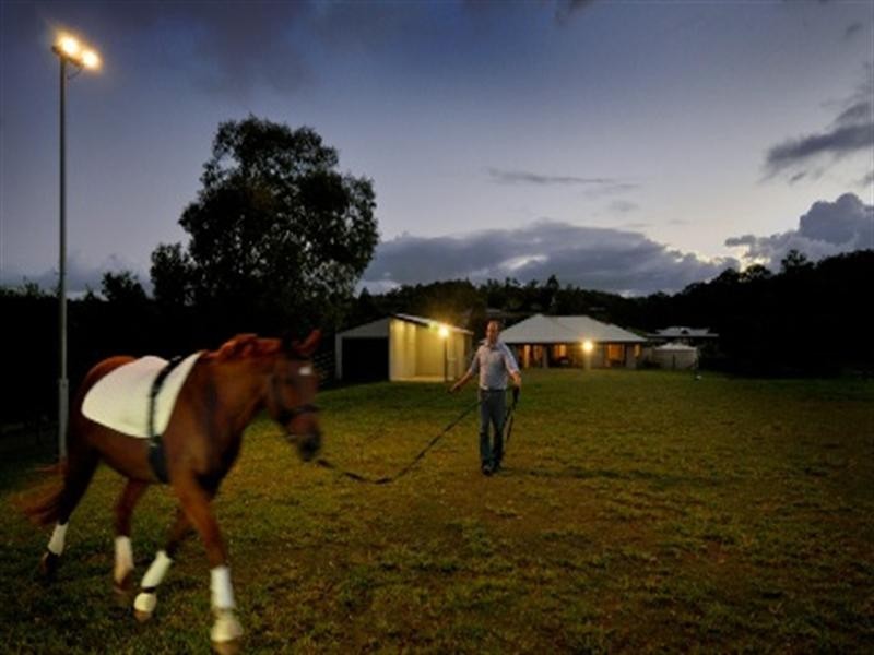 7 Butterfly Crescent, Samsonvale QLD 4520