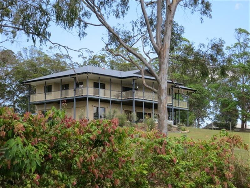 208 Sunrise Drive, Ocean View QLD 4521