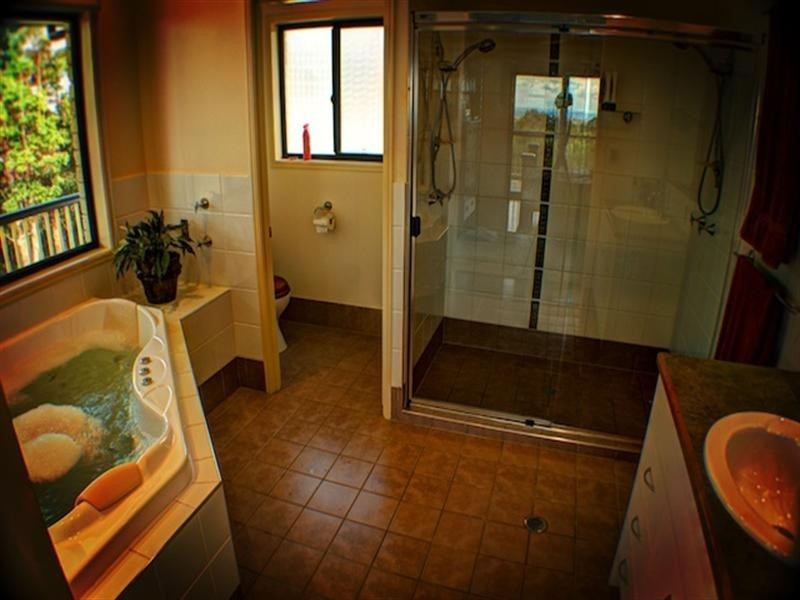 208 Sunrise Drive, Ocean View QLD 4521