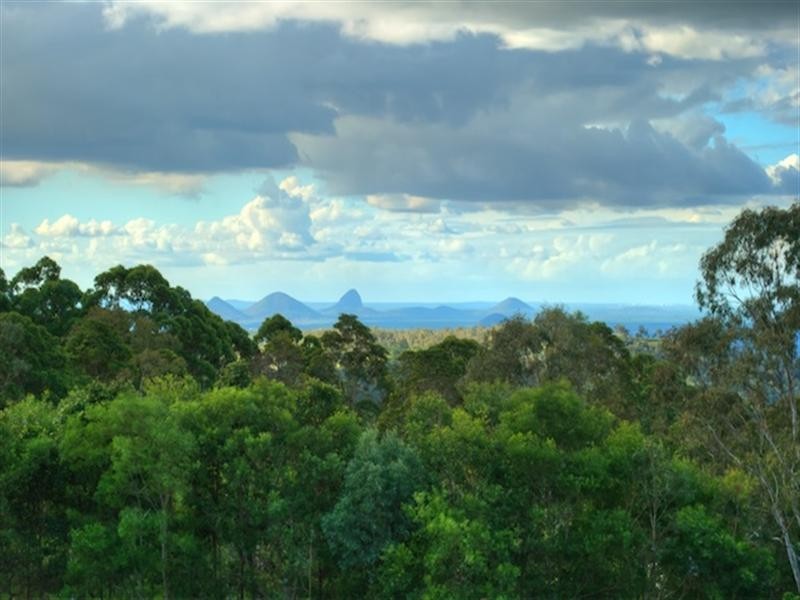 208 Sunrise Drive, Ocean View QLD 4521