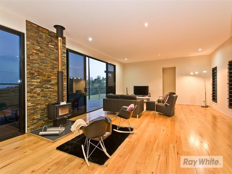 9 Grand View Drive, Ocean View QLD 4521