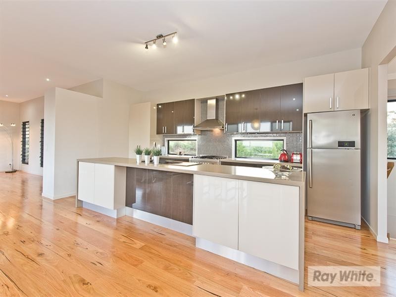 9 Grand View Drive, Ocean View QLD 4521