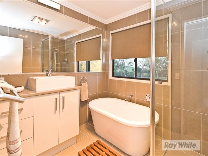 9 Grand View Drive, Ocean View QLD 4521
