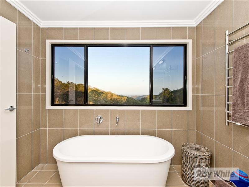 9 Grand View Drive, Ocean View QLD 4521