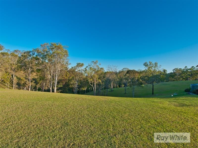 9 Grand View Drive, Ocean View QLD 4521