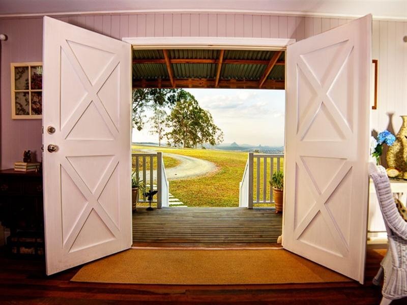 290 Sunrise Drive, Ocean View QLD 4521