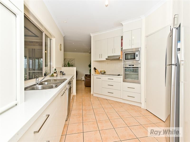 43 Pacific Vista Court, Ocean View QLD 4521