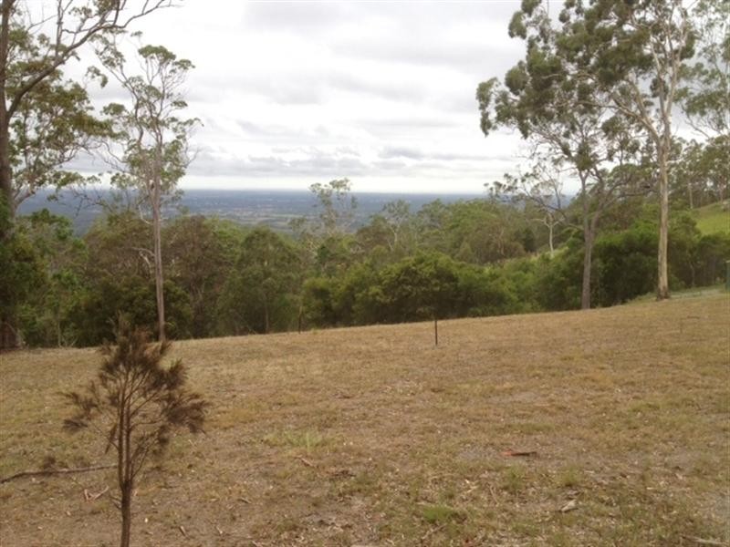 23 Dean Drive, Ocean View QLD 4521