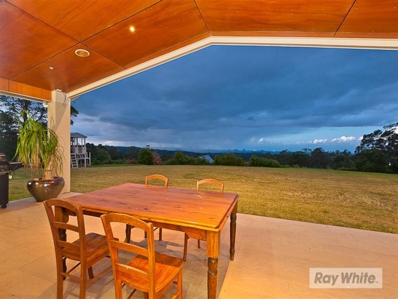 216 SUNRISE Drive, Ocean View QLD 4521