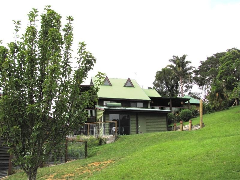 3 Highcrest Street, Ocean View QLD 4521