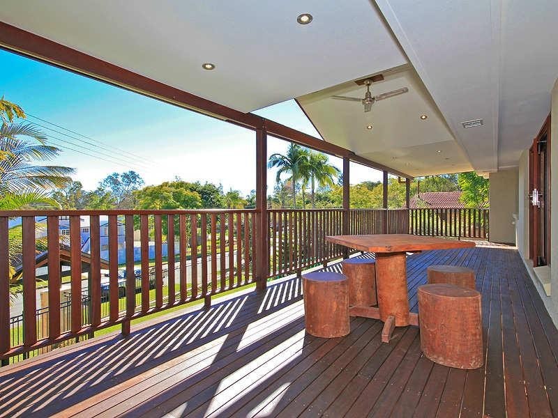 16 Junction Street, Samford Village QLD 4520