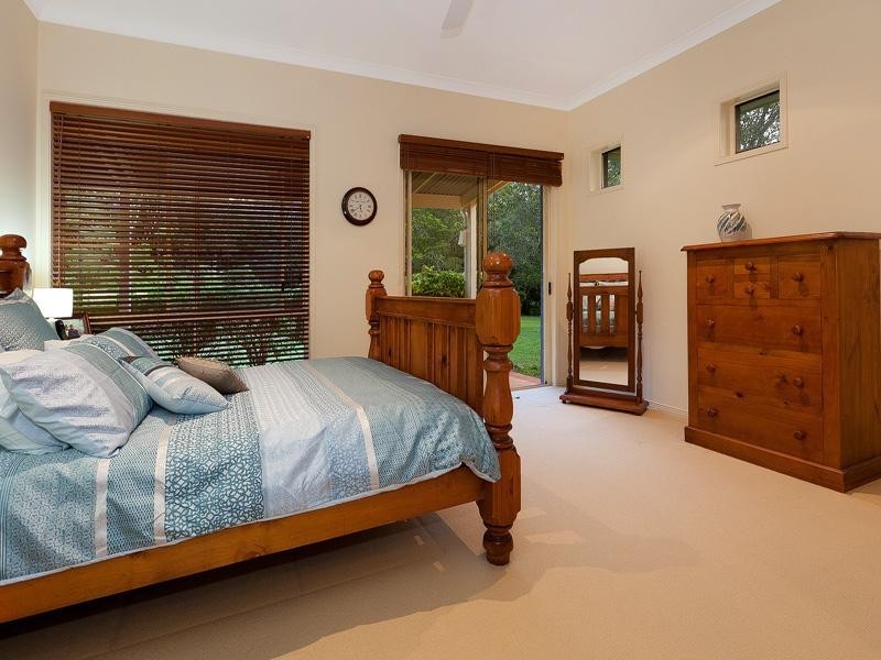 261 Upper Camp Mountain, Camp Mountain QLD 4520