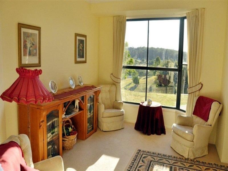 242 Whiteside Road, Samsonvale QLD 4520